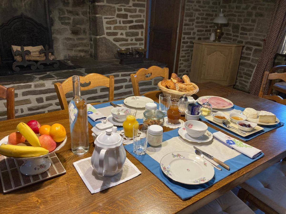 Bed and Breakfast « Le Petit Verger » Hambye Экстерьер фото